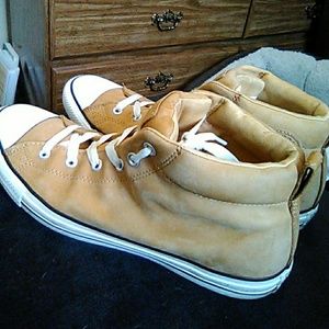 AUTHENTIC Chuck Taylor Signature All Star Converse